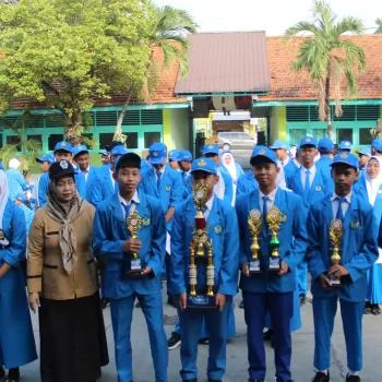 PENGHARGAAN NON-AKADEMIK MURID SMA BUDI UTOMO PRAMBON